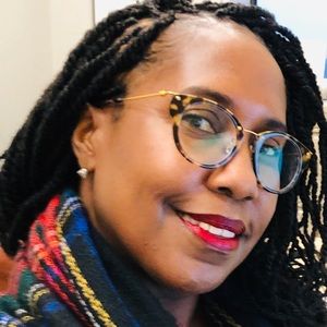 Meet your Posher, Angelique